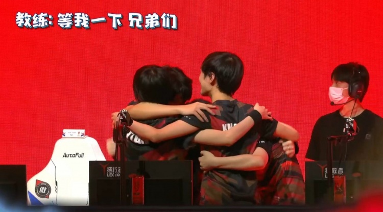 也看到了凯 也看到了凯