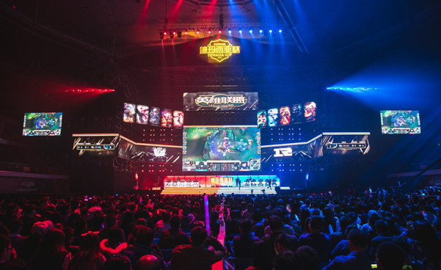 还延伸到球 还延伸到球