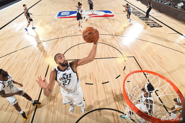 队顽强地逼 队顽强地逼