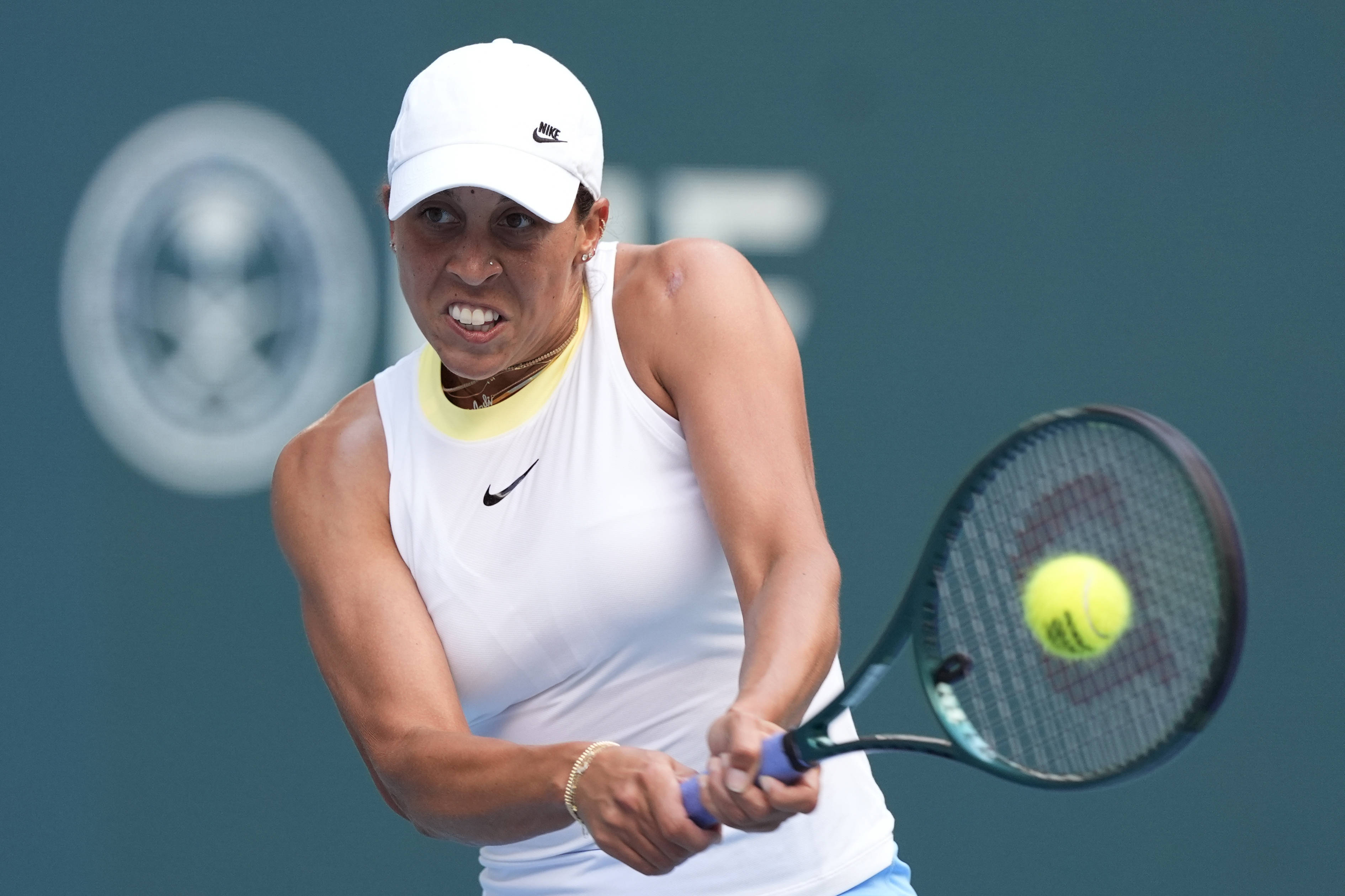 詹姆斯和安 詹姆斯和安