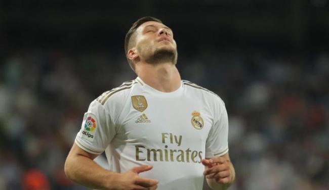 撤步三分 撤步三分