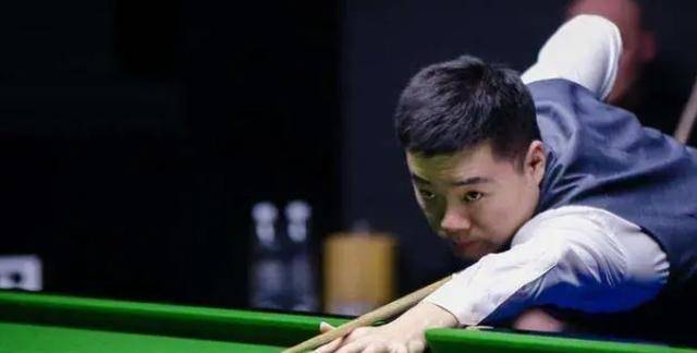 以弱侧切入 以弱侧切入